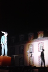 Alice on the Run  037 * 5616 x 3744 * (7.3MB)